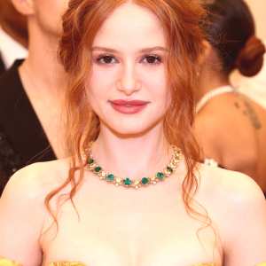 madelaine-petsch Nude OnlyFans Leaks