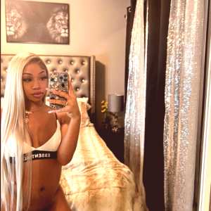 malykah4 Nude OnlyFans Leaks