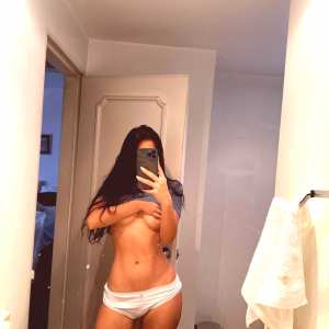 maria-aguilar Nude OnlyFans Leaks