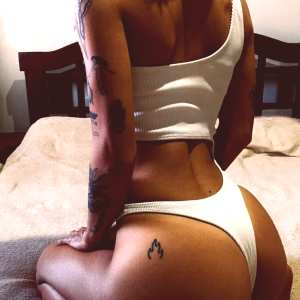 mariahh23 - _mariahh23_, mariahh23 avatar