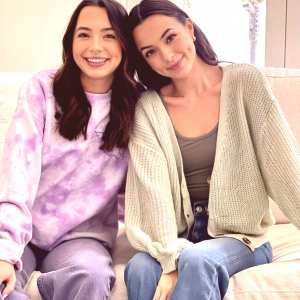 merrell-twins Nude OnlyFans Leaks