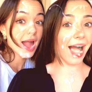 merrell-twins Nude OnlyFans Leaks