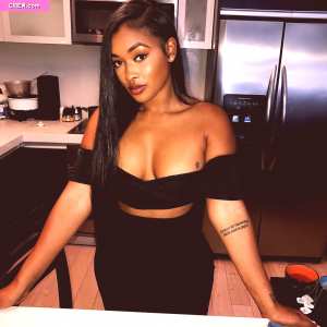 miracle-watts Nude OnlyFans Leaks