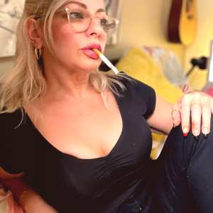 miss-hazel80 Nude OnlyFans Leaks