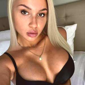 molly-hot Nude OnlyFans Leaks