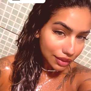 muito-linda Nude OnlyFans Leaks