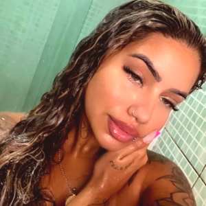 muito-linda Nude OnlyFans Leaks