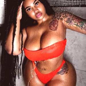 mya-curvz Nude OnlyFans Leaks