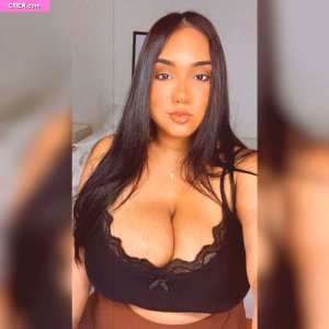 mynamesydalia Nude OnlyFans Leaks