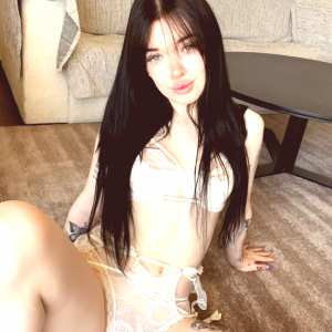 narumi18y Nude OnlyFans Leaks