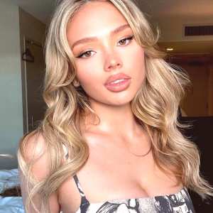 natalie-alyn-lind Nude OnlyFans Leaks