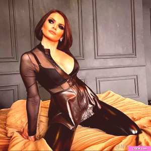 nati-latex Nude OnlyFans Leaks