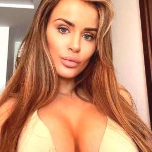 nicole-farrell Nude OnlyFans Leaks