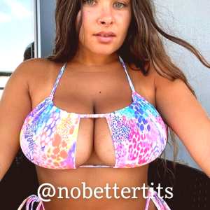 nobettertits Nude OnlyFans Leaks