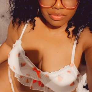 obeygoddesslivvy Nude OnlyFans Leaks