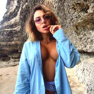 olga-le-belier Nude OnlyFans Leaks