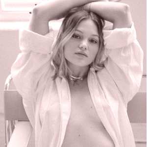 olivia-holt Nude OnlyFans Leaks