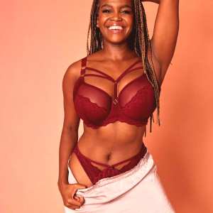 oti-mabuse Nude OnlyFans Leaks