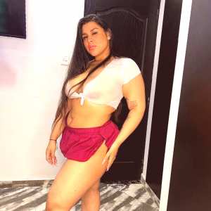 perla-rosa Nude OnlyFans Leaks