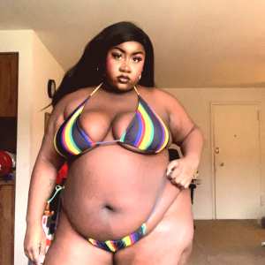 phat-ass-phoebe Nude OnlyFans Leaks