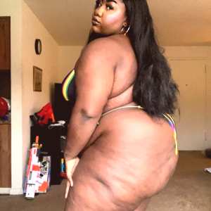 phat-ass-phoebe Nude OnlyFans Leaks