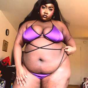 phat-ass-phoebe Nude OnlyFans Leaks