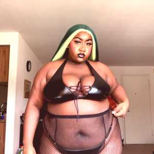 phat-ass-phoebe Nude OnlyFans Leaks