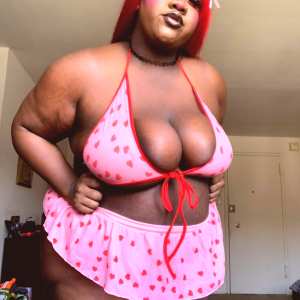 phat-ass-phoebe Nude OnlyFans Leaks