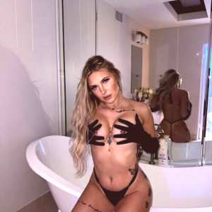 playboybunni18 Nude OnlyFans Leaks