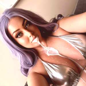 poisynivy Nude OnlyFans Leaks