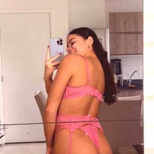 priscila-evellyn Nude OnlyFans Leaks