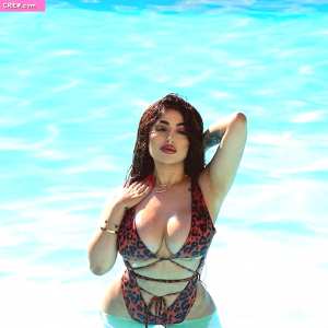 priya-yasmin-x Nude OnlyFans Leaks