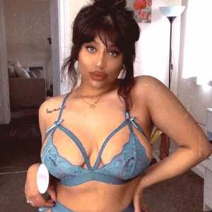 priya-yasmin Nude OnlyFans Leaks