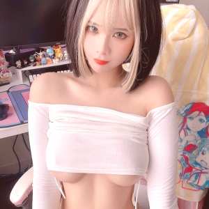 pyon-lay Nude OnlyFans Leaks