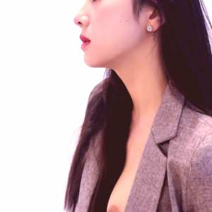 qinweiyingjie Nude OnlyFans Leaks