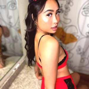 queen-mai Nude OnlyFans Leaks