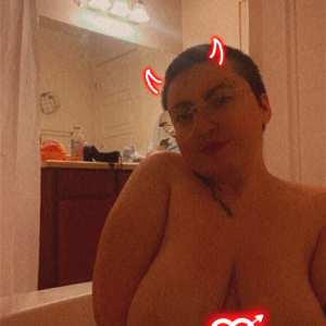 ravenbirdie333 Nude OnlyFans Leaks