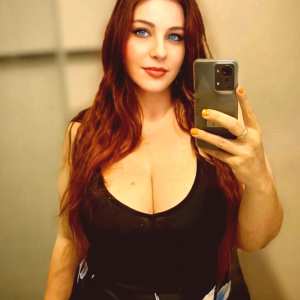 redheadanne Nude OnlyFans Leaks