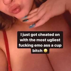 rialovesyu Nude OnlyFans Leaks