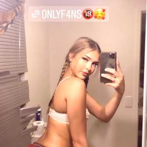 rickishabree Nude OnlyFans Leaks