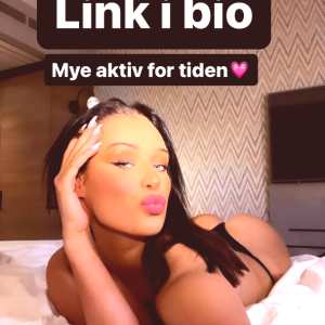 rine-milane Nude OnlyFans Leaks