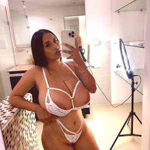 roberta-lipa Nude OnlyFans Leaks