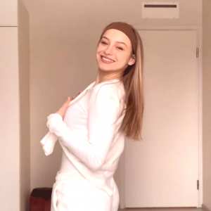 romane-salvetti Nude OnlyFans Leaks