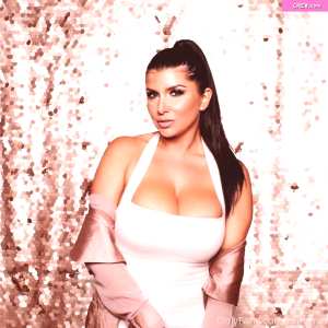 romi-rain Nude OnlyFans Leaks