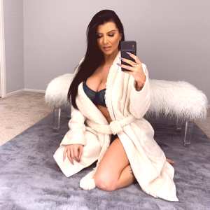 romi-rain Nude OnlyFans Leaks