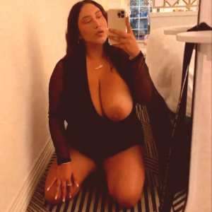 rosa-guttierez Nude OnlyFans Leaks