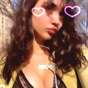 rowan-blanchard Nude OnlyFans Leaks