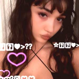 rowan-blanchard Nude OnlyFans Leaks