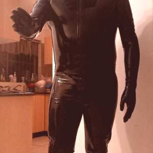 rubbersorcerer Nude OnlyFans Leaks