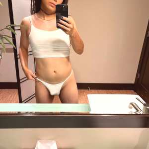 sabrina-aoki Nude OnlyFans Leaks